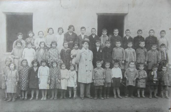 La escuela de Villapún en 1932